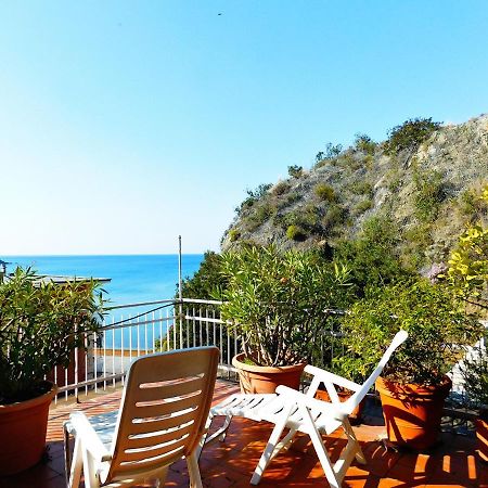 Attico Vista Mare, Levanto Bagian luar foto